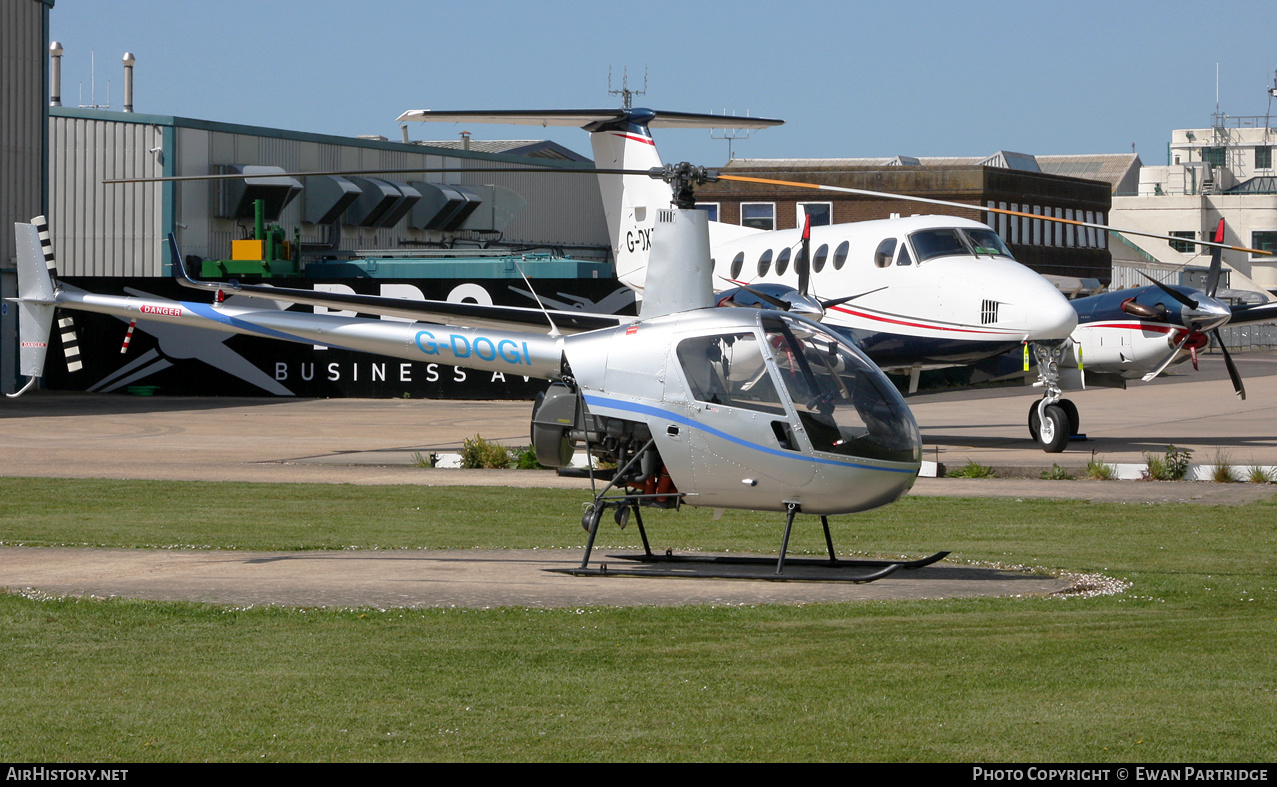 Aircraft Photo of G-DOGI | Robinson R-22 Beta | AirHistory.net #469508