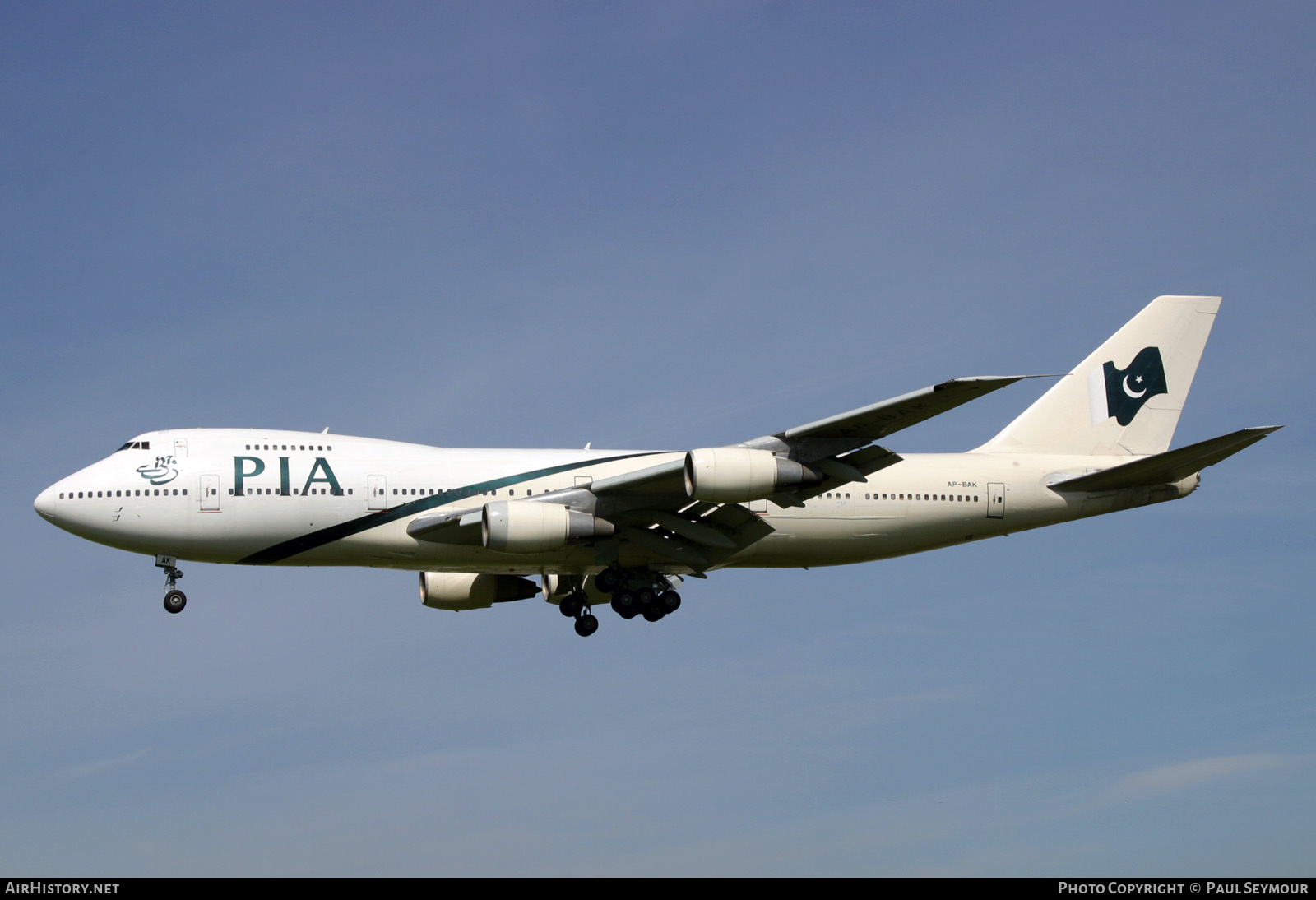 Aircraft Photo of AP-BAK | Boeing 747-240BM | Pakistan International Airlines - PIA | AirHistory.net #469514