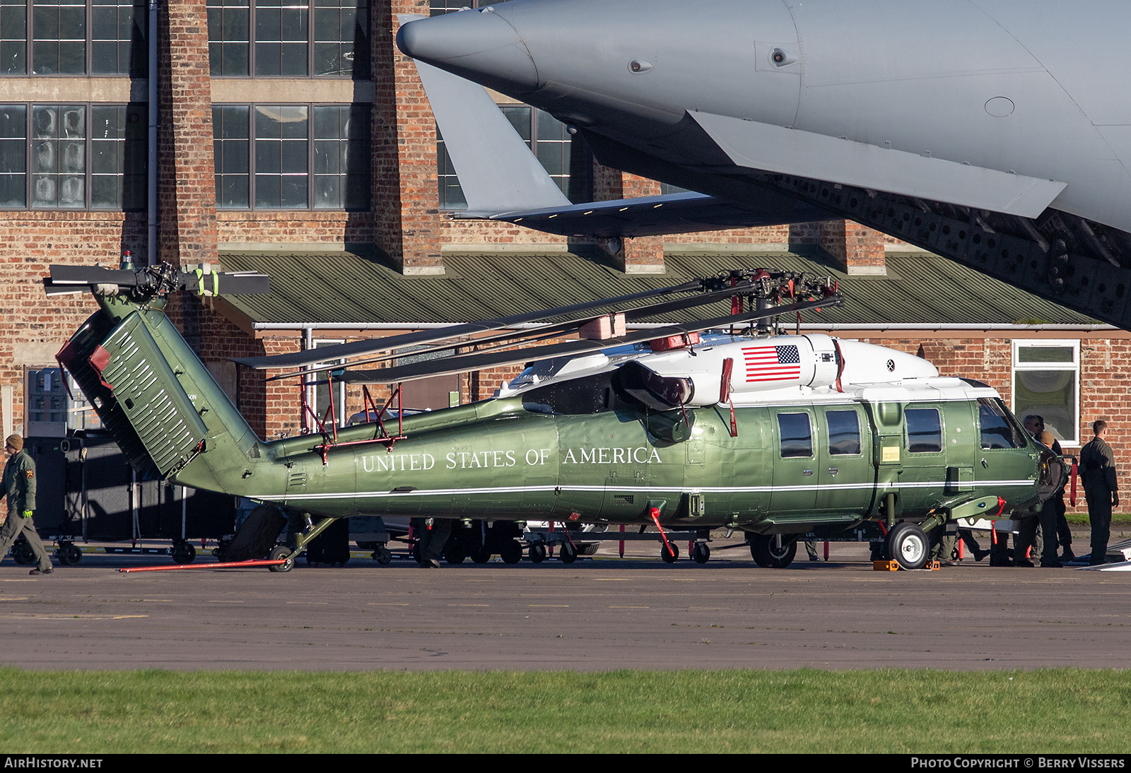 Aircraft Photo of 163265 | Sikorsky VH-60N White Hawk (S-70A) | USA - Marines | AirHistory.net #469536