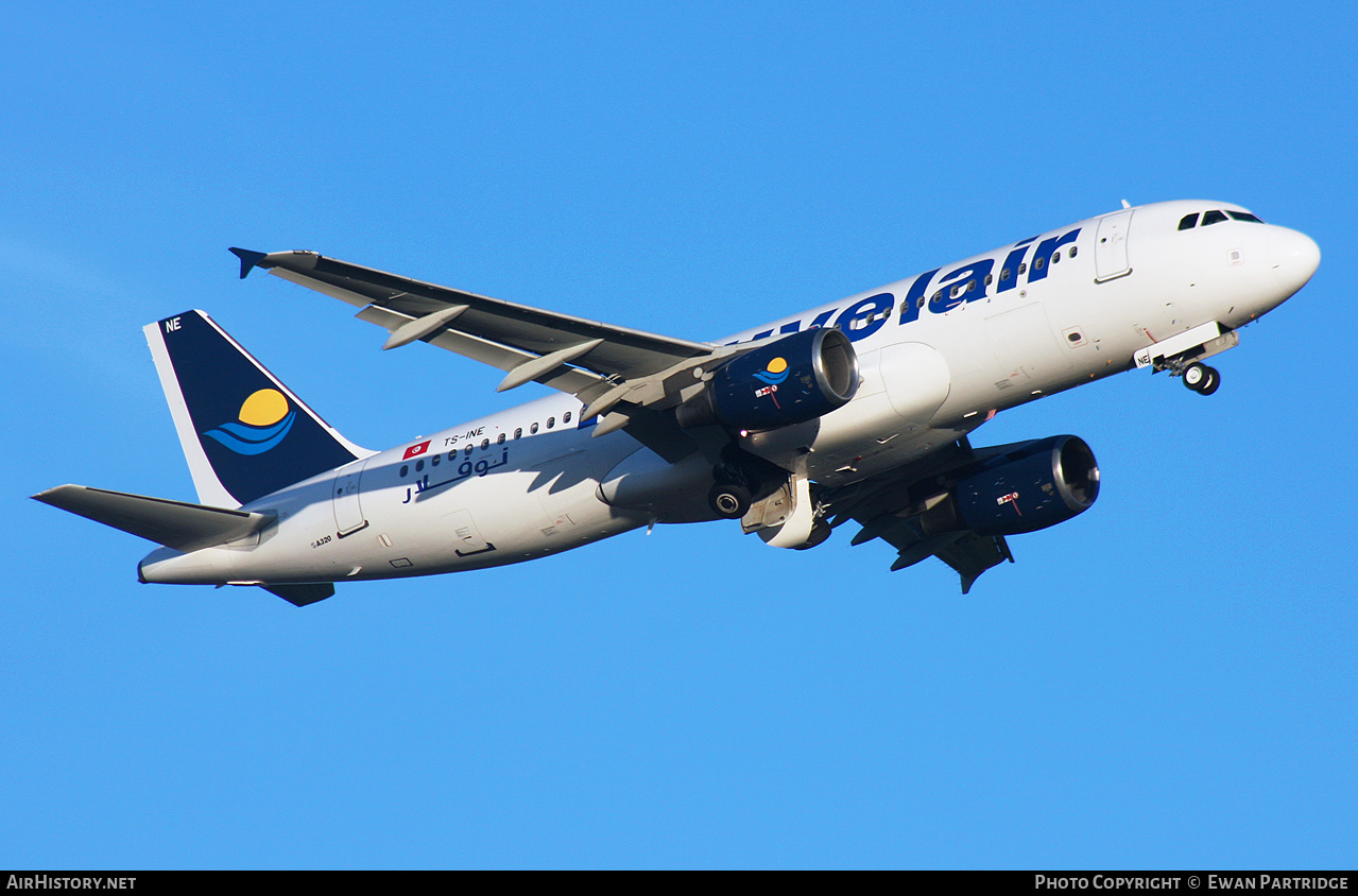 Aircraft Photo of TS-INE | Airbus A320-214 | Nouvelair Tunisie | AirHistory.net #469601