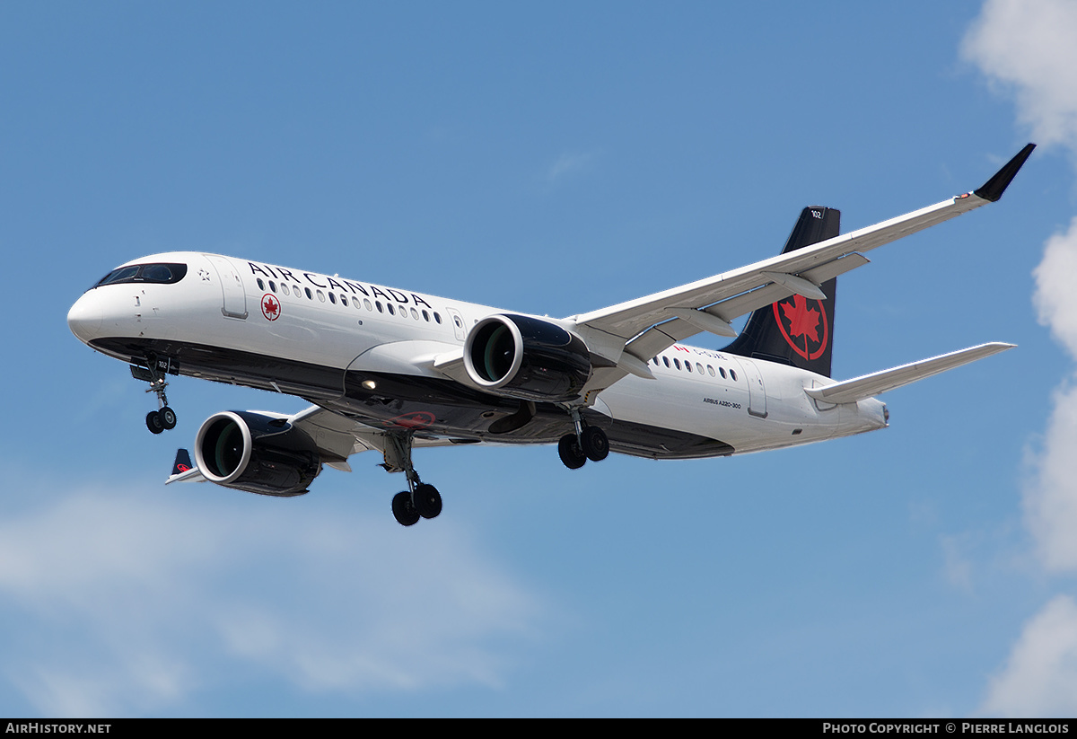 Aircraft Photo of C-GJXE | Airbus A220-371 (BD-500-1A11) | Air Canada | AirHistory.net #469711