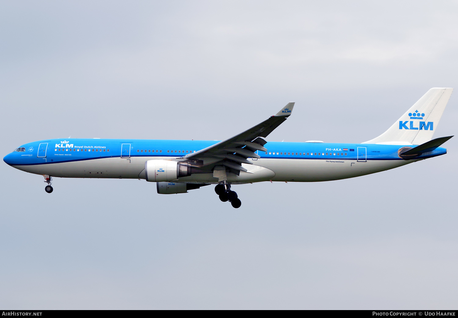 Aircraft Photo of PH-AKA | Airbus A330-303 | KLM - Royal Dutch Airlines | AirHistory.net #469726