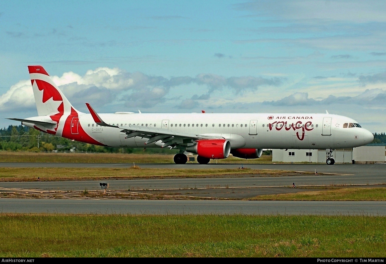 Aircraft Photo of C-GKFA | Airbus A321-211 | Air Canada Rouge | AirHistory.net #469811