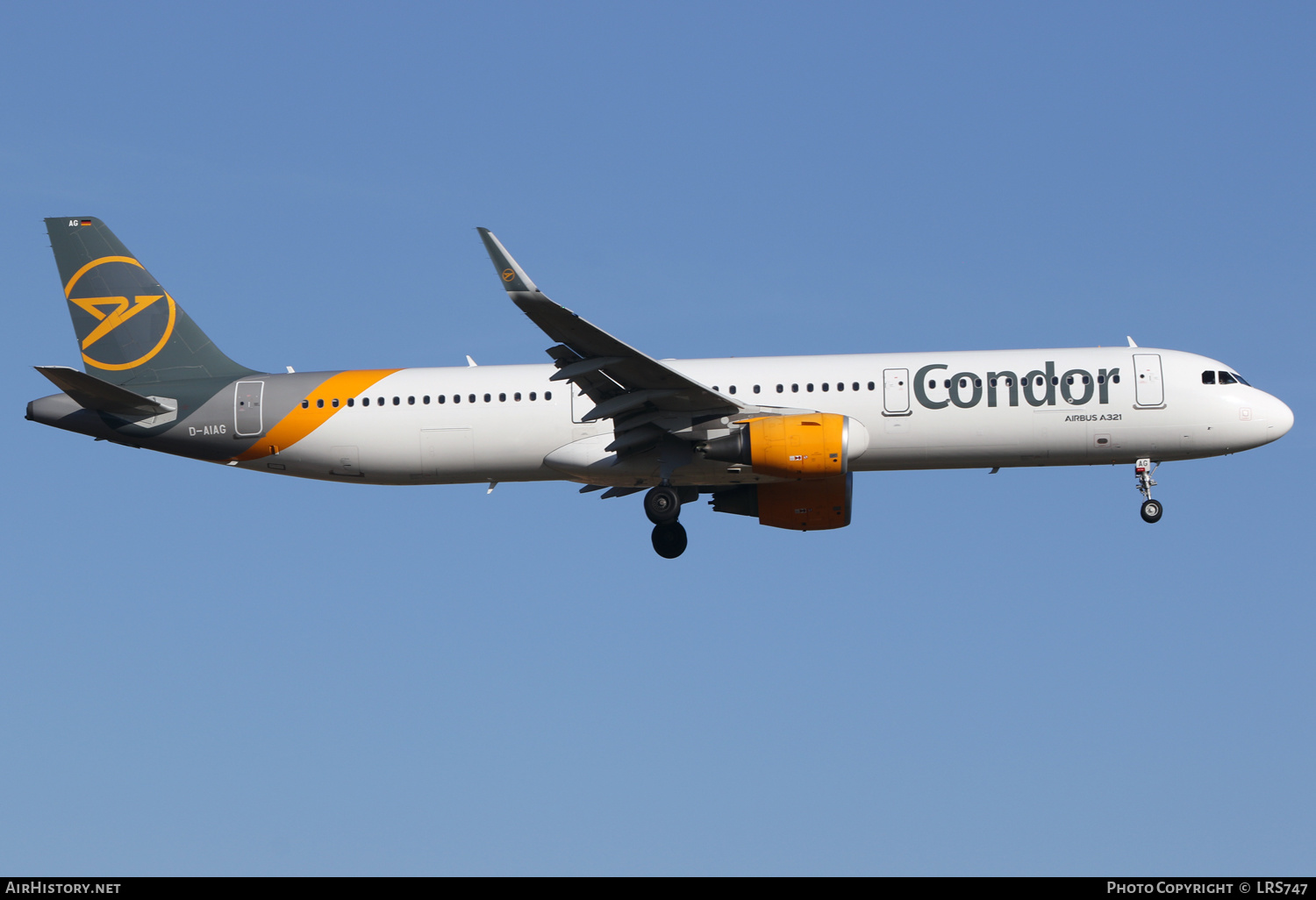 Aircraft Photo of D-AIAG | Airbus A321-211 | Condor Flugdienst | AirHistory.net #469854
