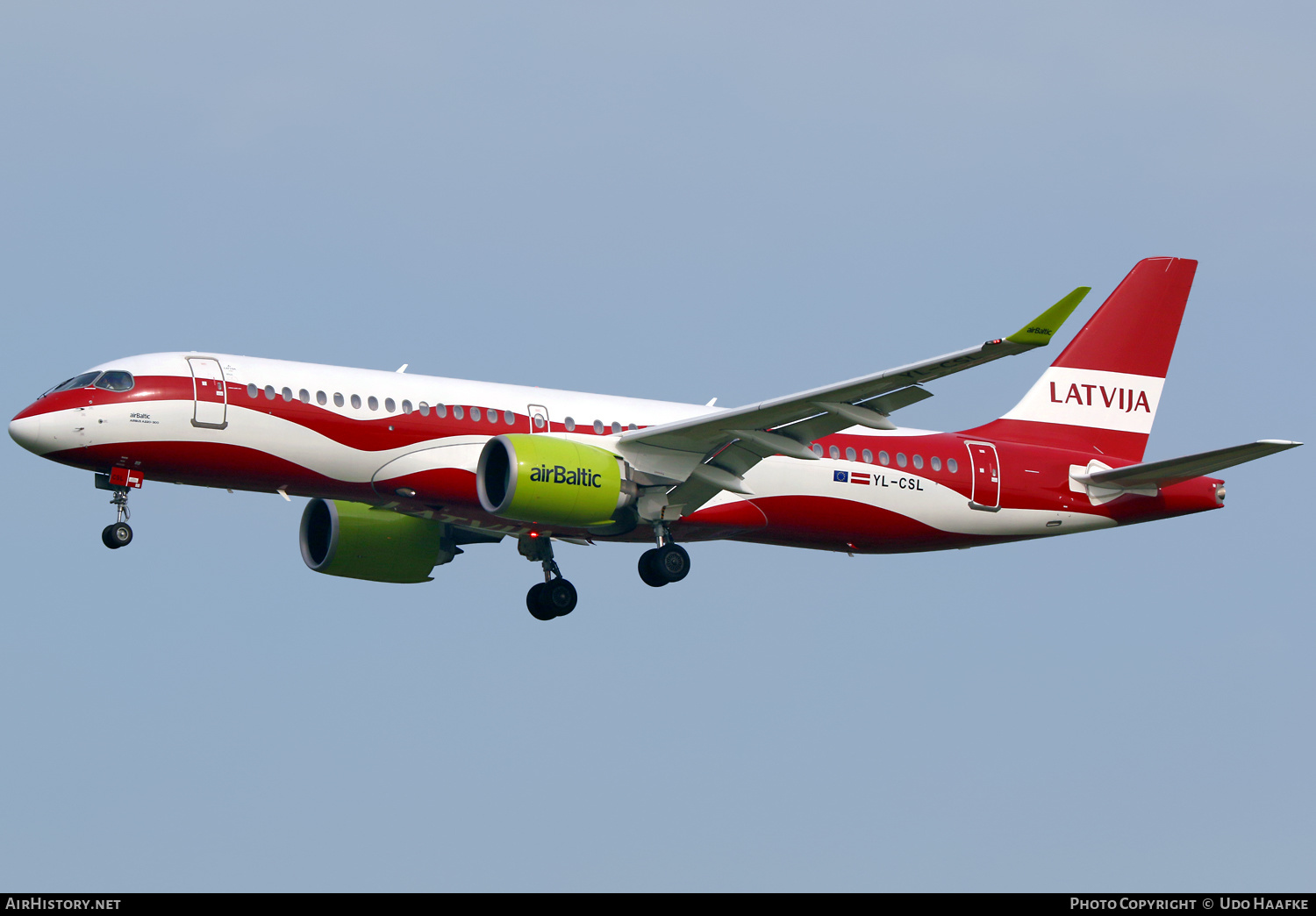 Aircraft Photo of YL-CSL | Airbus A220-371 (BD-500-1A11) | AirBaltic | AirHistory.net #469868