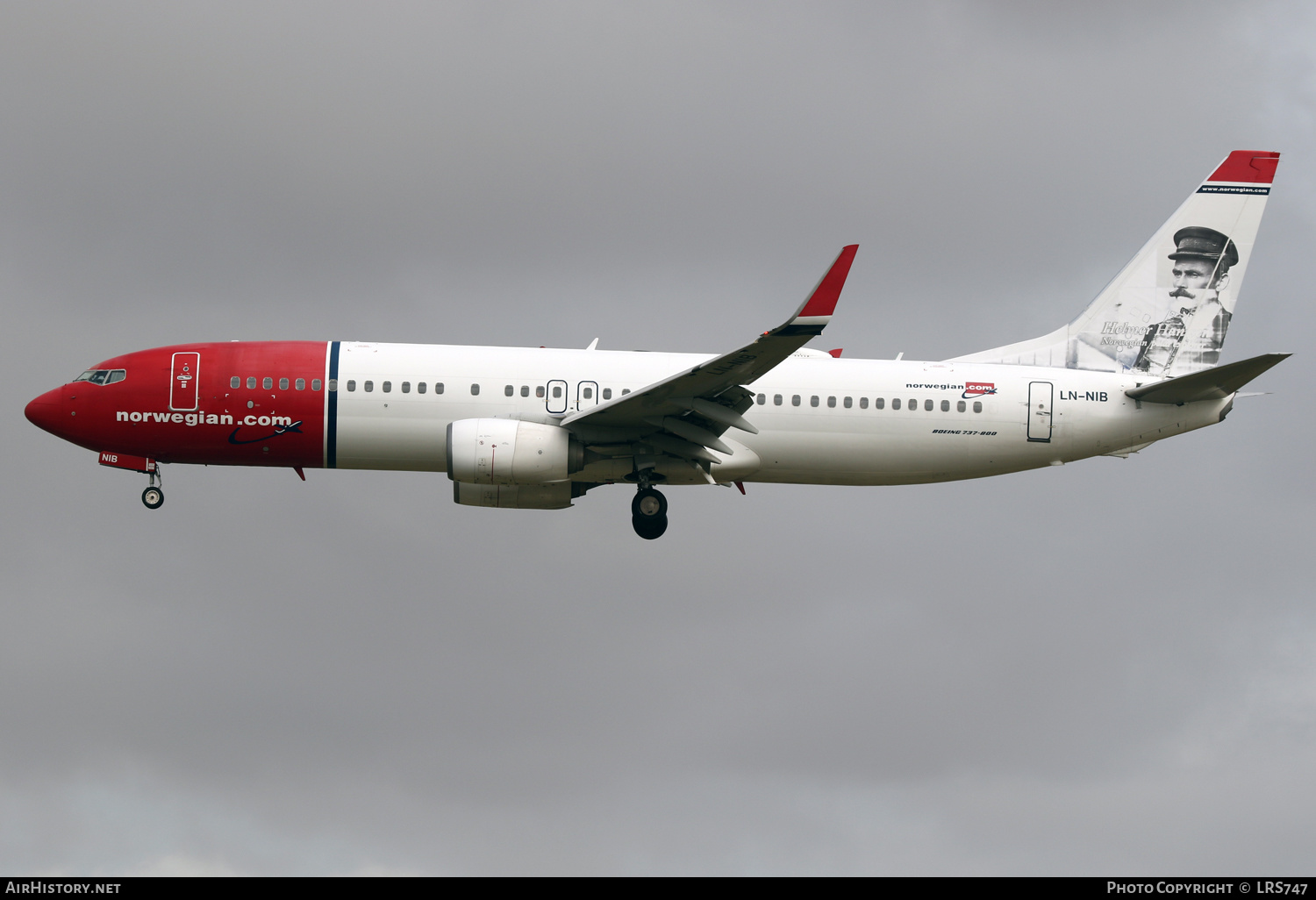 Aircraft Photo of LN-NIB | Boeing 737-86J | Norwegian | AirHistory.net #469939