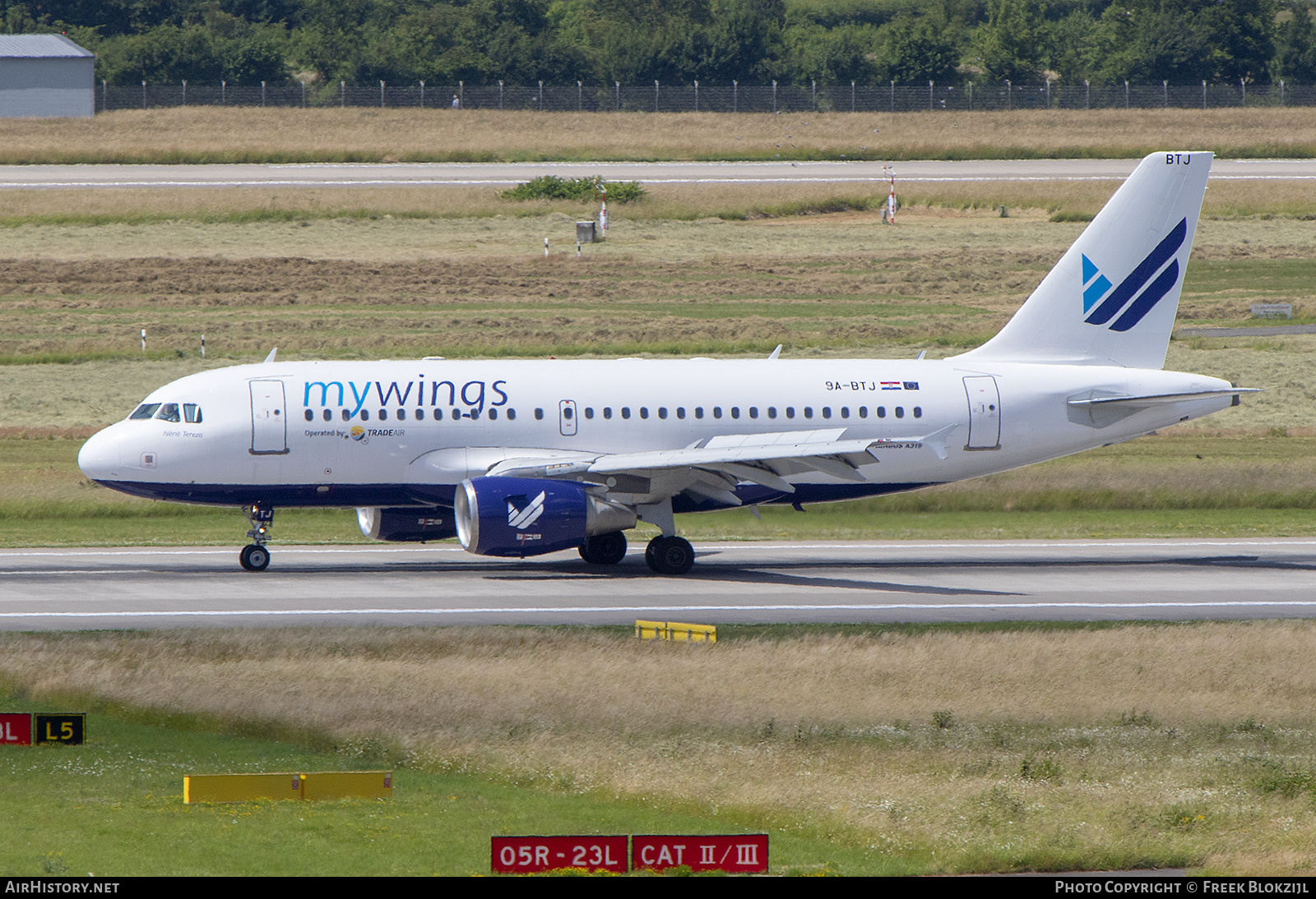 Aircraft Photo of 9A-BTJ | Airbus A319-112 | MyWings | AirHistory.net #469941