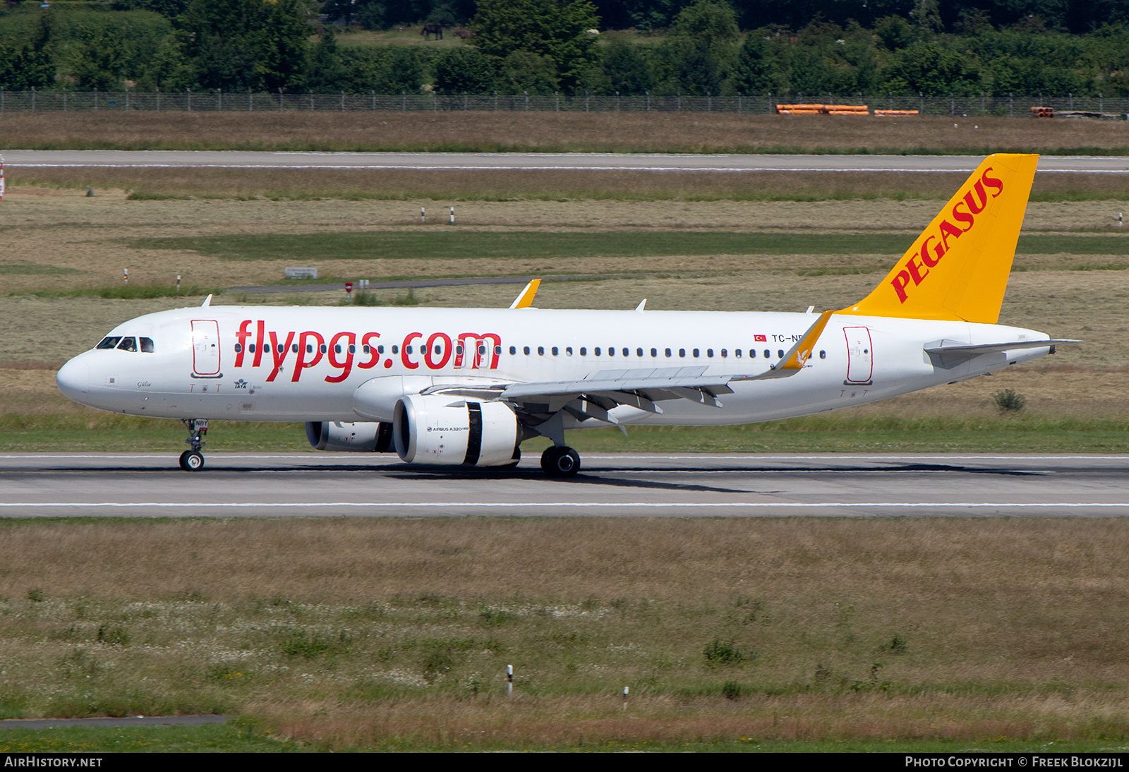 Aircraft Photo of TC-NBY | Airbus A320-251N | Pegasus Airlines | AirHistory.net #470110