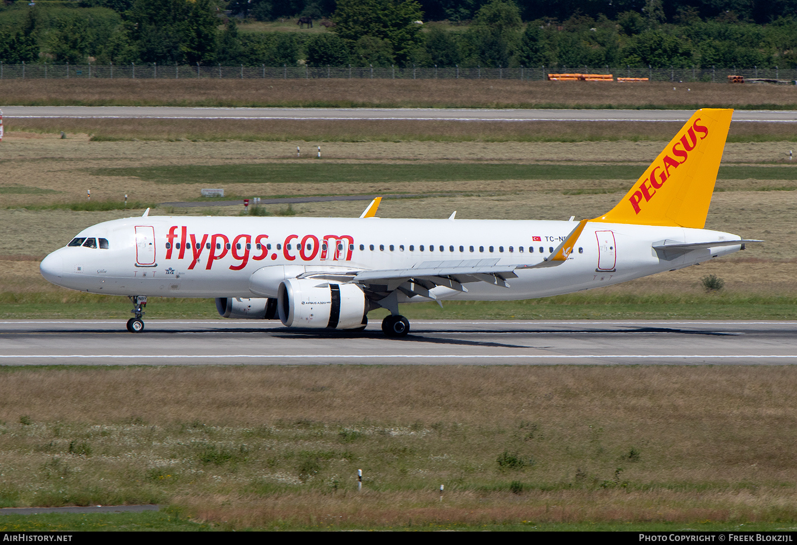 Aircraft Photo of TC-NBY | Airbus A320-251N | Pegasus Airlines | AirHistory.net #470110