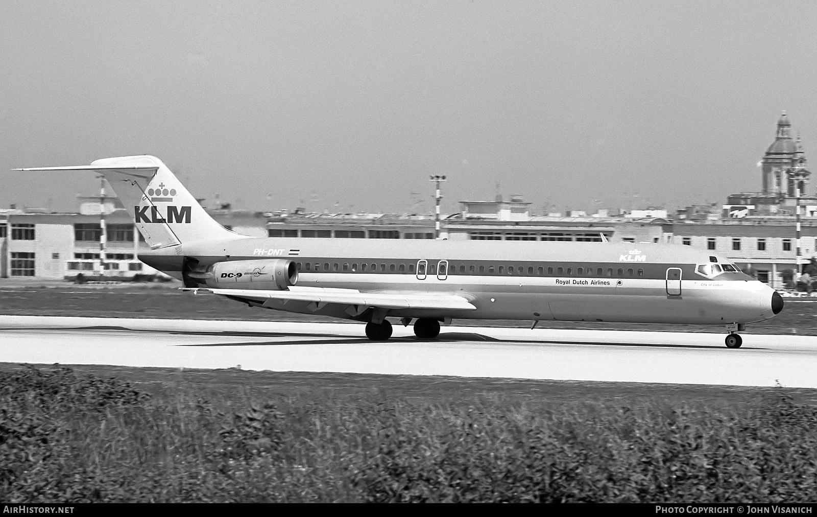 Aircraft Photo of PH-DNT | McDonnell Douglas DC-9-32 | KLM - Royal Dutch Airlines | AirHistory.net #470139