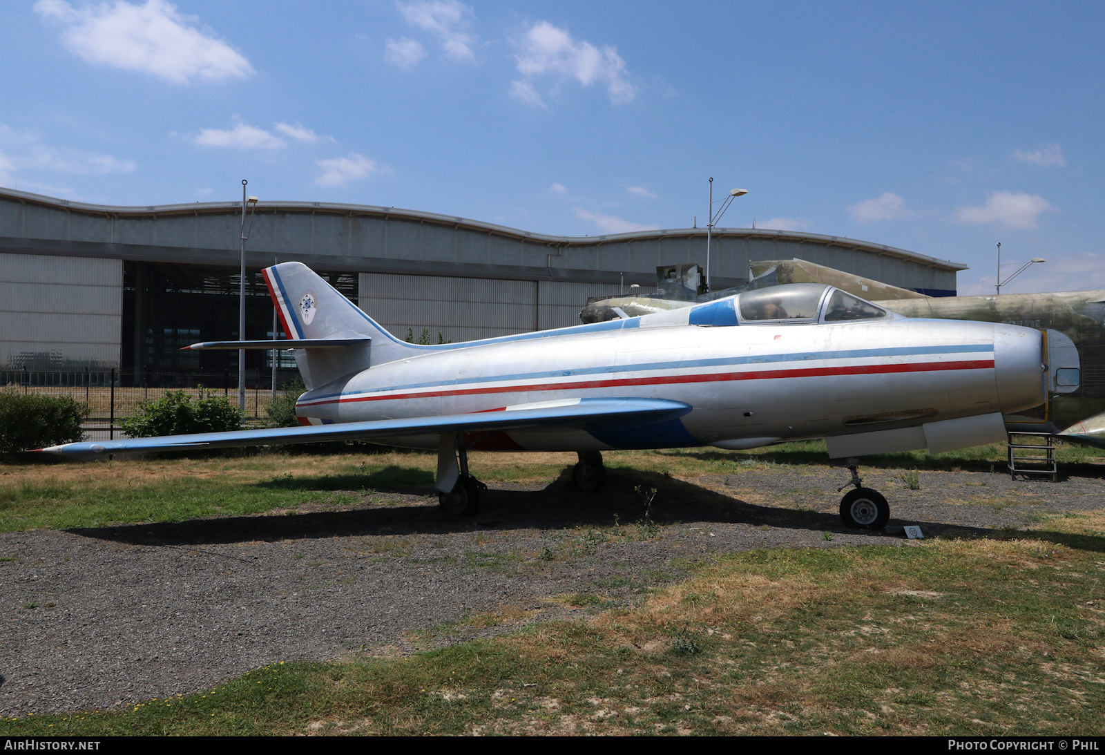 Aircraft Photo of 44 | Dassault MD-454 Mystere IV A | France - Air Force | AirHistory.net #470225