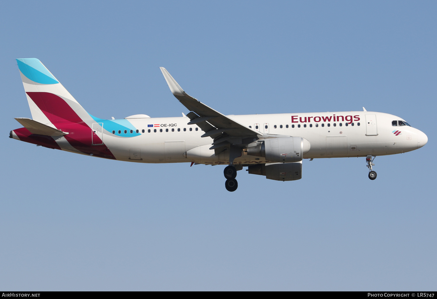 Aircraft Photo of OE-IQC | Airbus A320-214 | Eurowings | AirHistory.net #470285