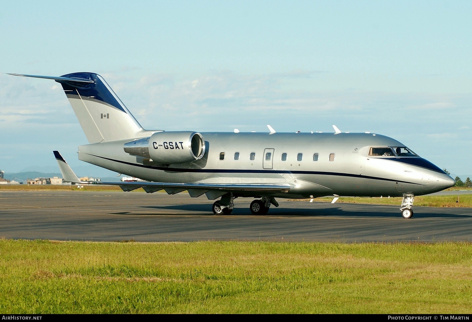 Aircraft Photo of C-GSAT | Bombardier Challenger 604 (CL-600-2B16) | AirHistory.net #470336