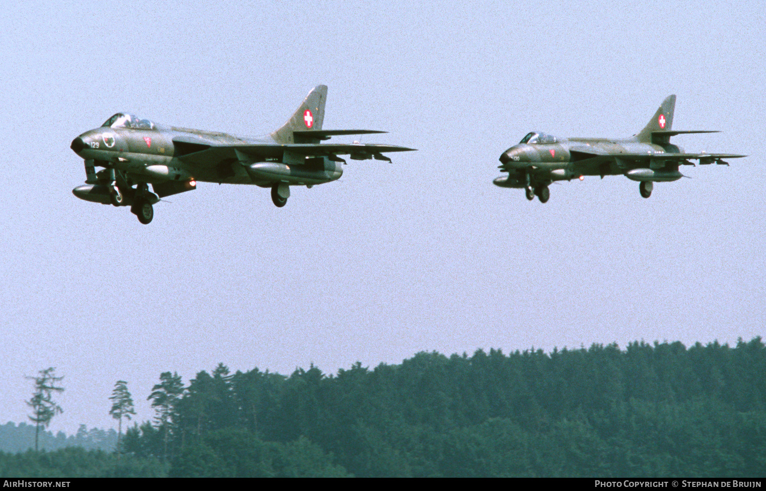 Aircraft Photo of J-4129 | Hawker Hunter F58A | Switzerland - Air Force | AirHistory.net #470377