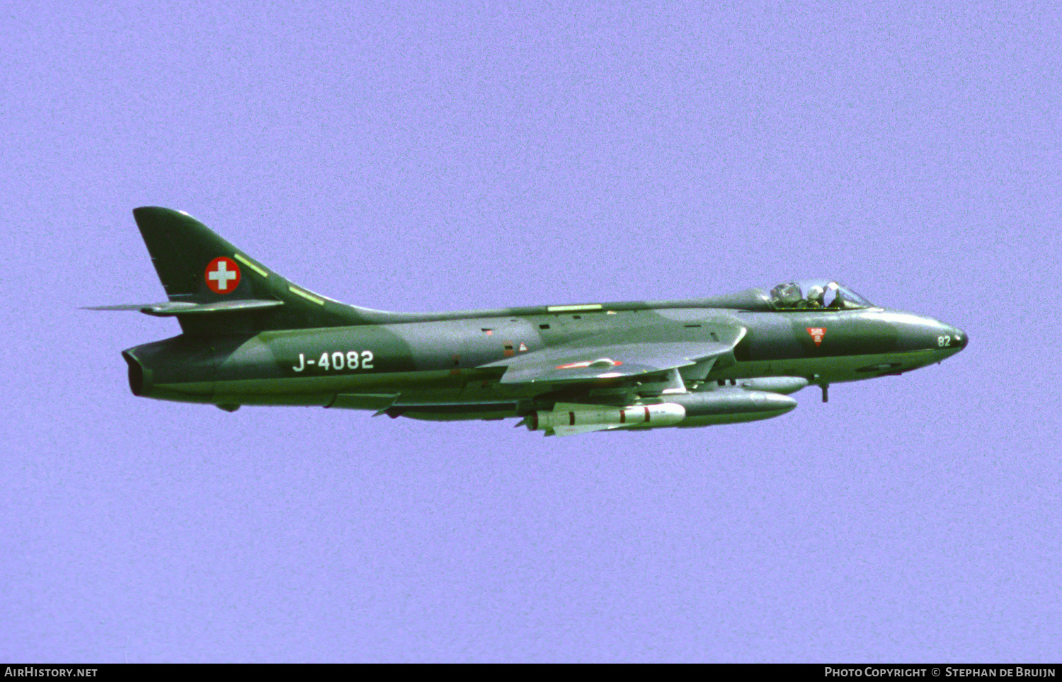 Aircraft Photo of J-4082 | Hawker Hunter F58 | Switzerland - Air Force | AirHistory.net #470382