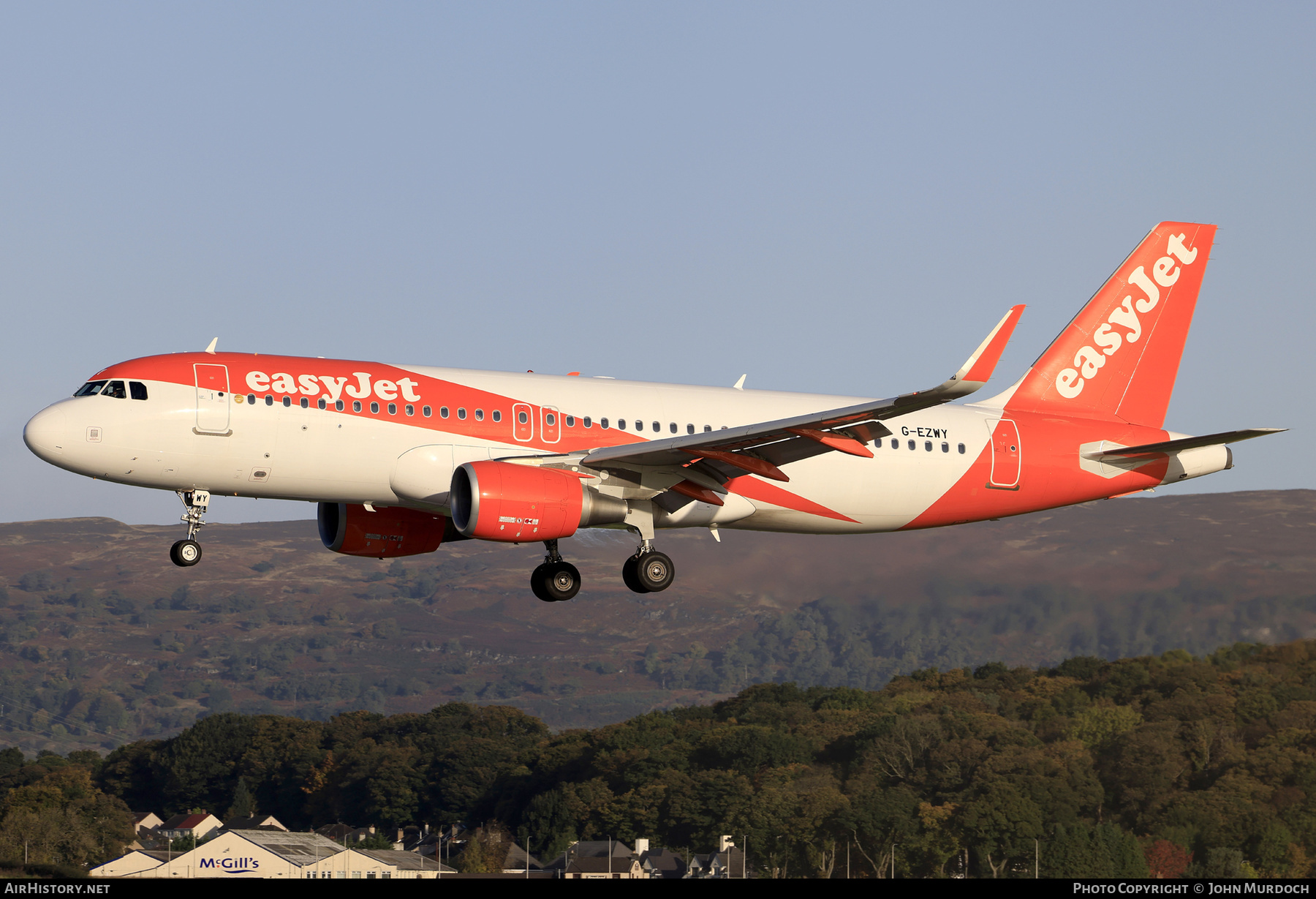 Aircraft Photo of G-EZWY | Airbus A320-214 | EasyJet | AirHistory.net #470592