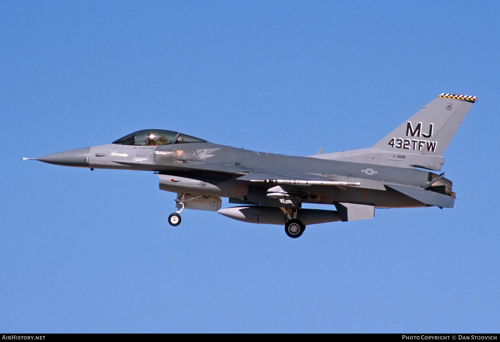 Aircraft Photo of 85-1488 | General Dynamics F-16C Fighting Falcon | USA - Air Force | AirHistory.net #470653