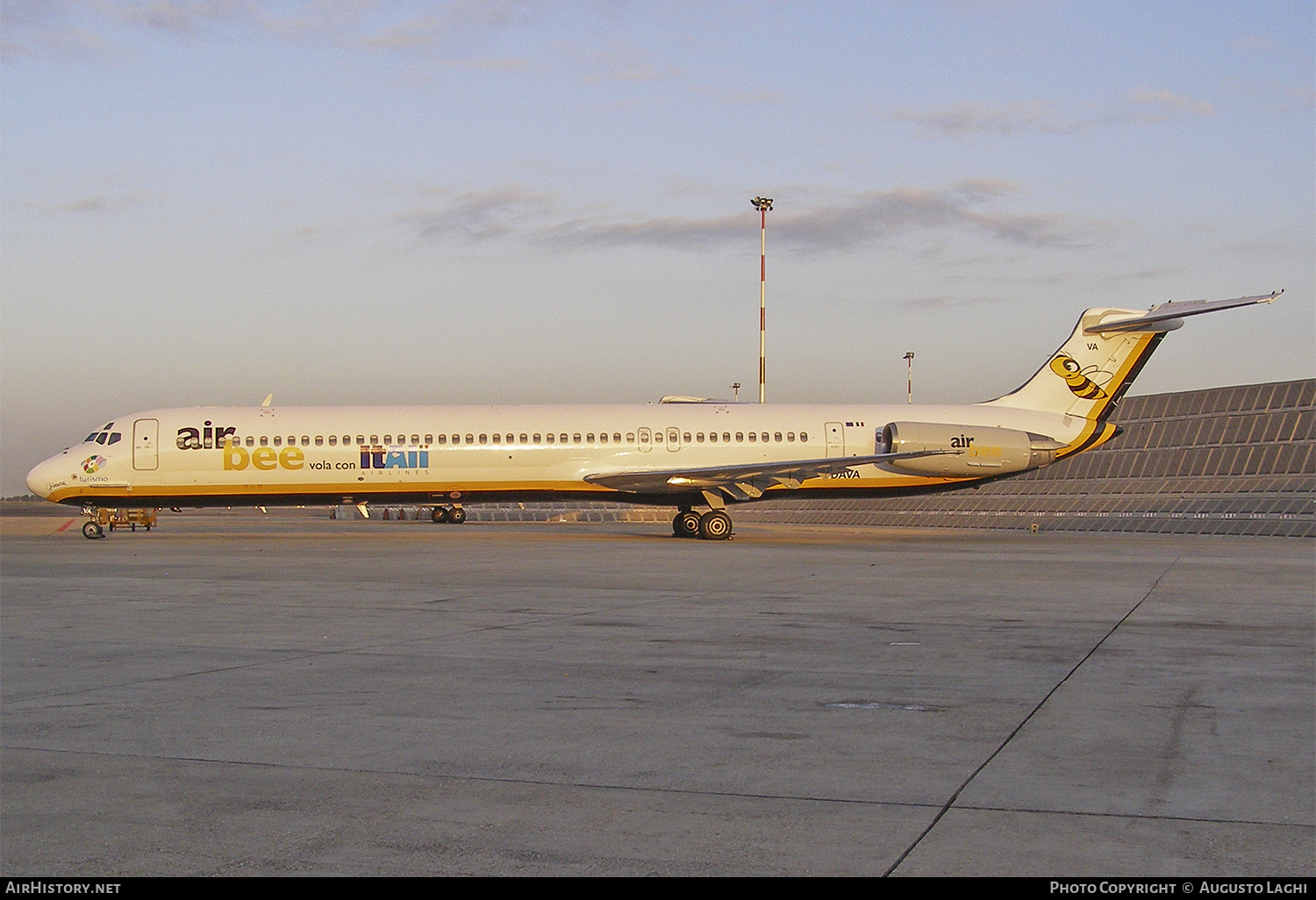 Aircraft Photo of I-DAVA | McDonnell Douglas MD-82 (DC-9-82) | Air Bee | AirHistory.net #470752