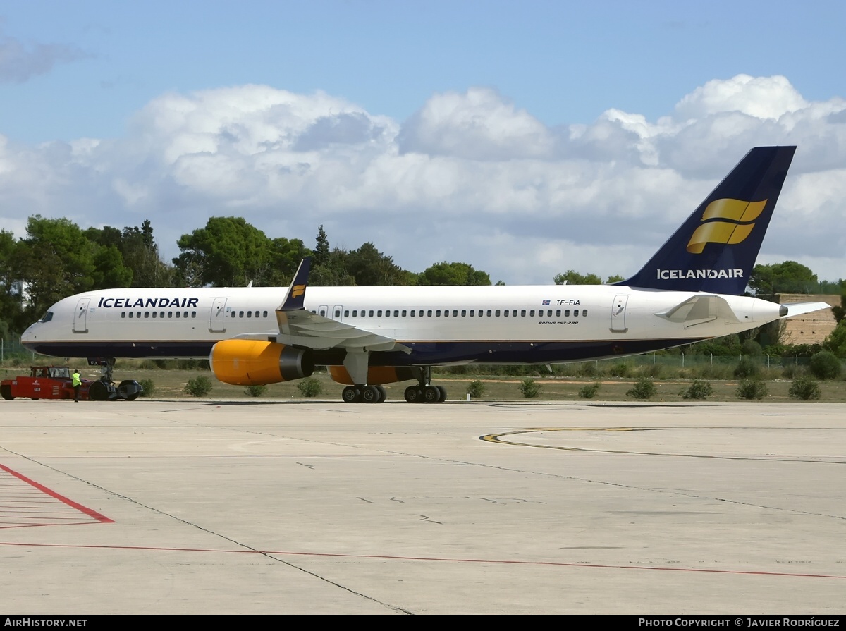 Aircraft Photo of TF-FIA | Boeing 757-256 | Icelandair | AirHistory.net #470783