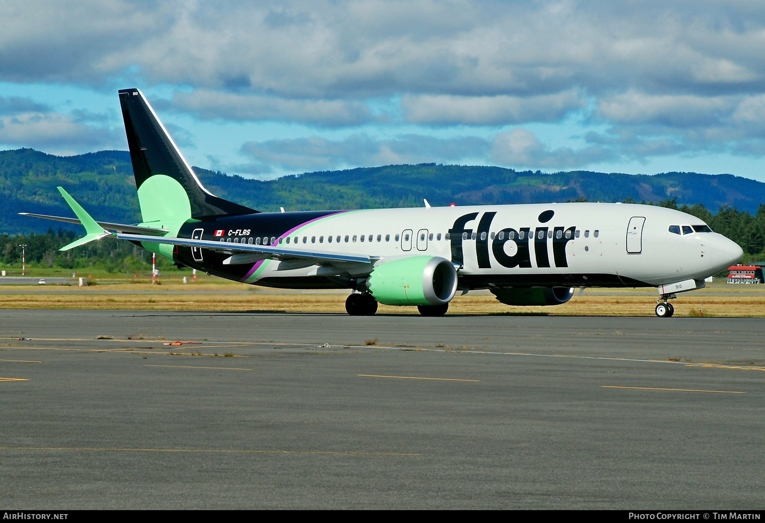 Aircraft Photo of C-FLRS | Boeing 737-8 Max 8 | Flair Airlines | AirHistory.net #470882