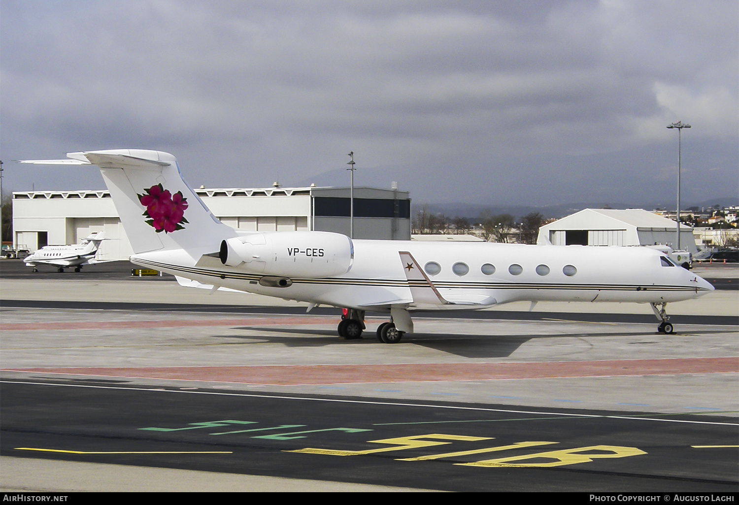 Aircraft Photo of VP-CES | Gulfstream Aerospace G-V Gulfstream V | AirHistory.net #470893