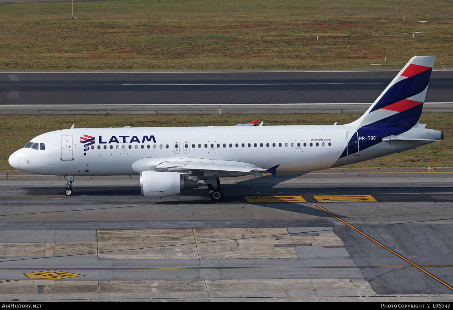 Aircraft Photo of PR-TQC | Airbus A320-214 | LATAM Airlines | AirHistory.net #470913