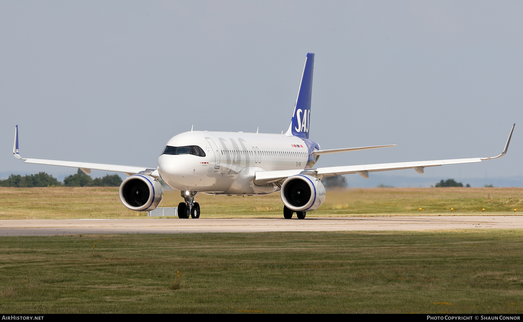 Aircraft Photo of EI-SIK | Airbus A320-251N | Scandinavian Airlines - SAS | AirHistory.net #471014