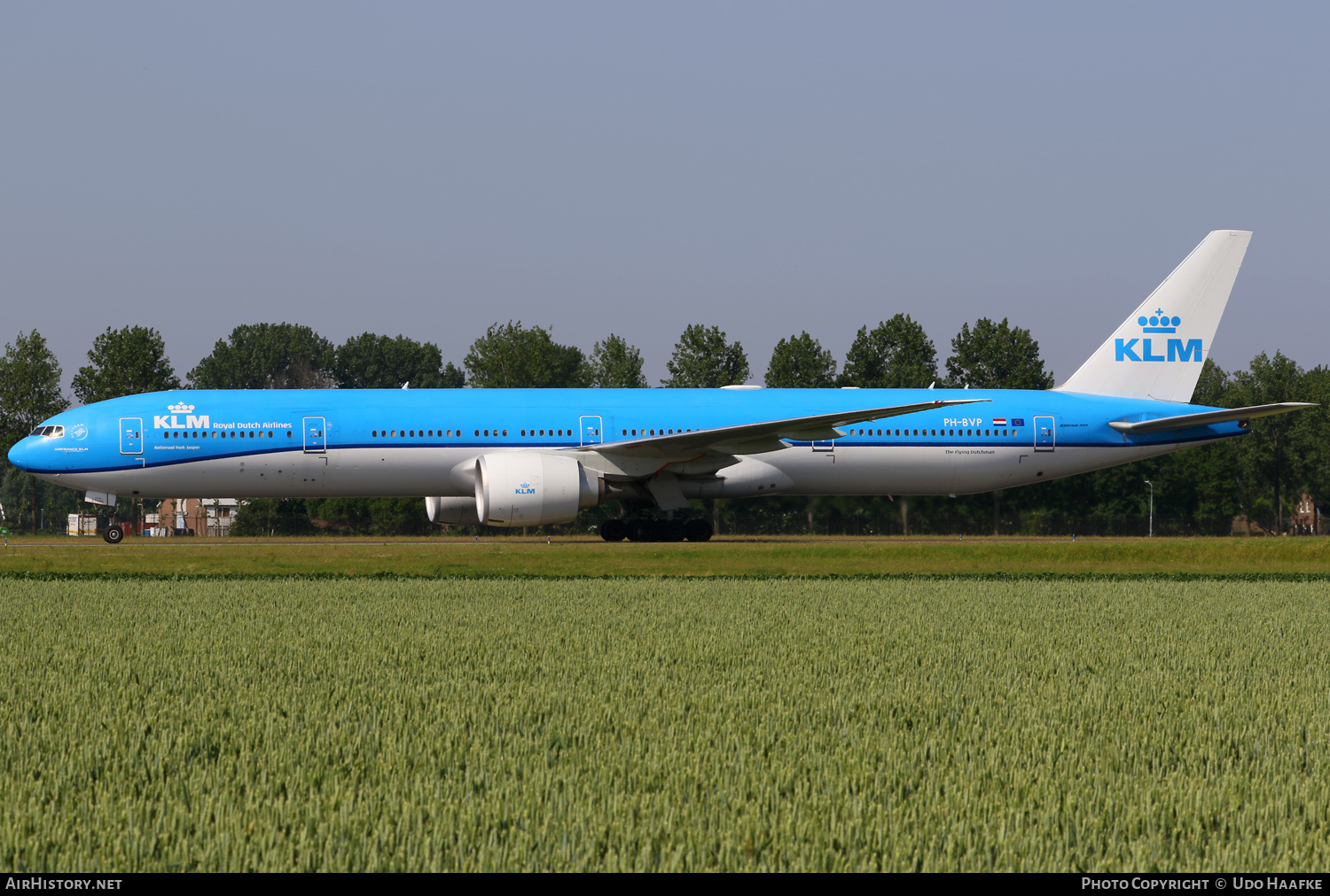 Aircraft Photo of PH-BVP | Boeing 777-306/ER | KLM - Royal Dutch Airlines | AirHistory.net #471075