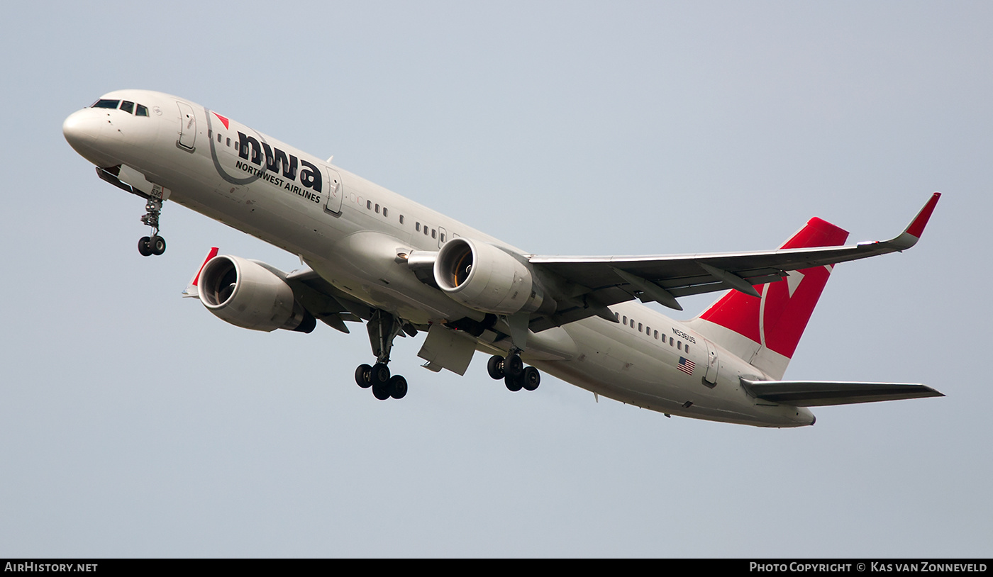 Aircraft Photo of N536US | Boeing 757-251 | Northwest Airlines | AirHistory.net #471232