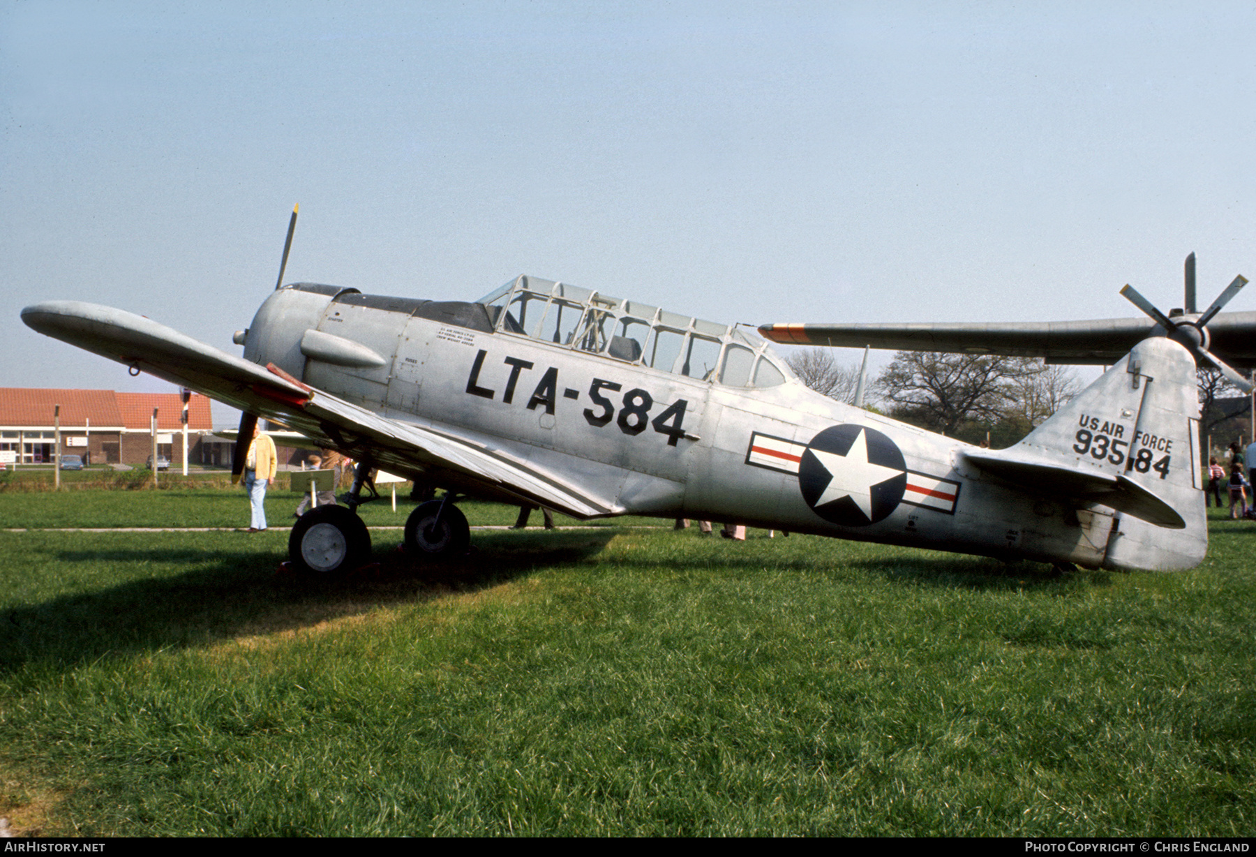 Aircraft Photo of 93584 | North American AT-16 Harvard IIB | USA - Air Force | AirHistory.net #471260