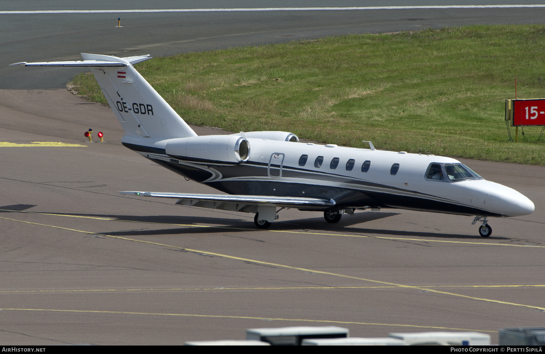 Aircraft Photo of OE-GDR | Cessna 525C CitationJet CJ4 | AirHistory.net #471262