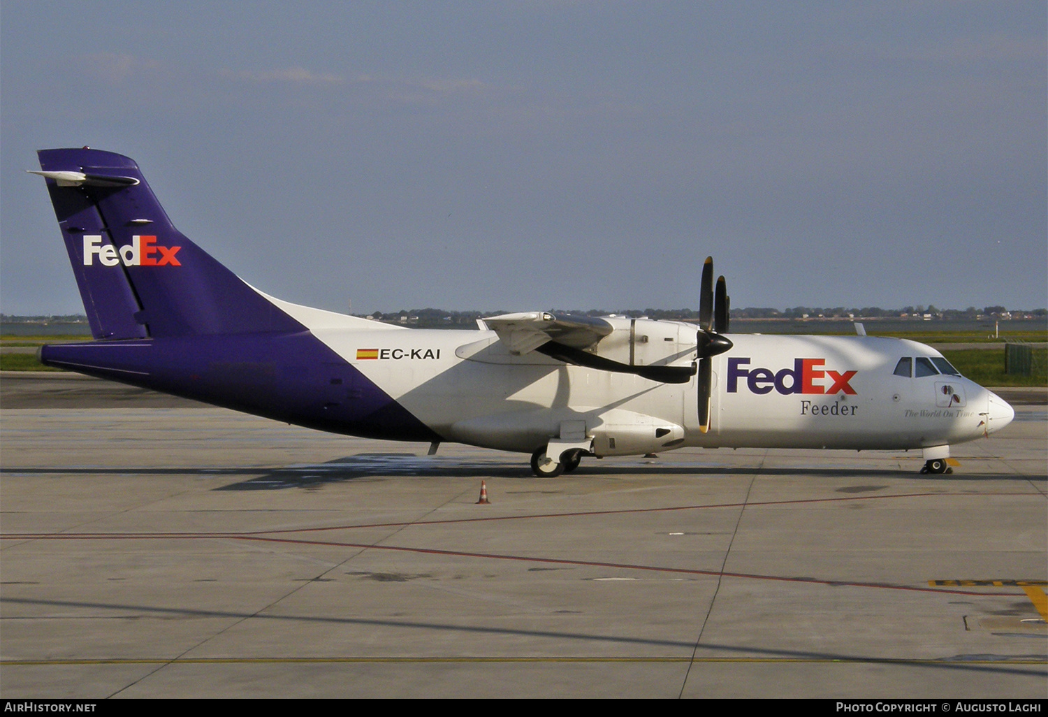 Aircraft Photo of EC-KAI | ATR ATR-42-300 | FedEx Feeder | AirHistory.net #471306