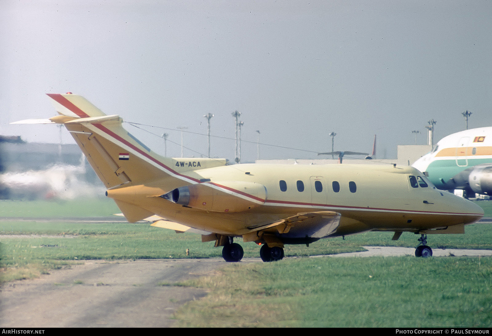 Aircraft Photo of 4W-ACA | Hawker Siddeley HS-125-400B | AirHistory.net #471358