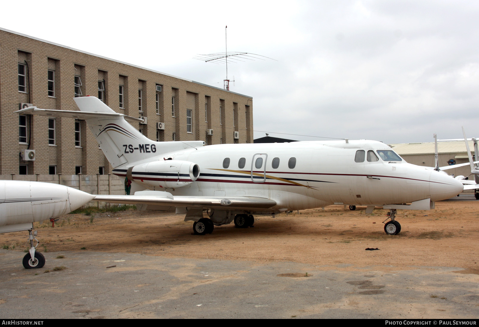 Aircraft Photo of ZS-MEG | Hawker Siddeley HS-125-400A | AirHistory.net #471370