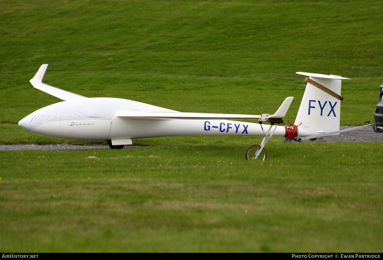 Aircraft Photo of G-CFYX | Schempp-Hirth Discus bT | AirHistory.net #471531