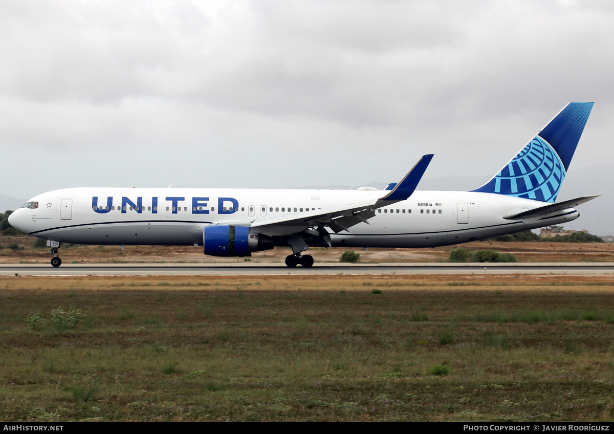 Aircraft Photo of N651UA | Boeing 767-322/ER | United Airlines | AirHistory.net #471587