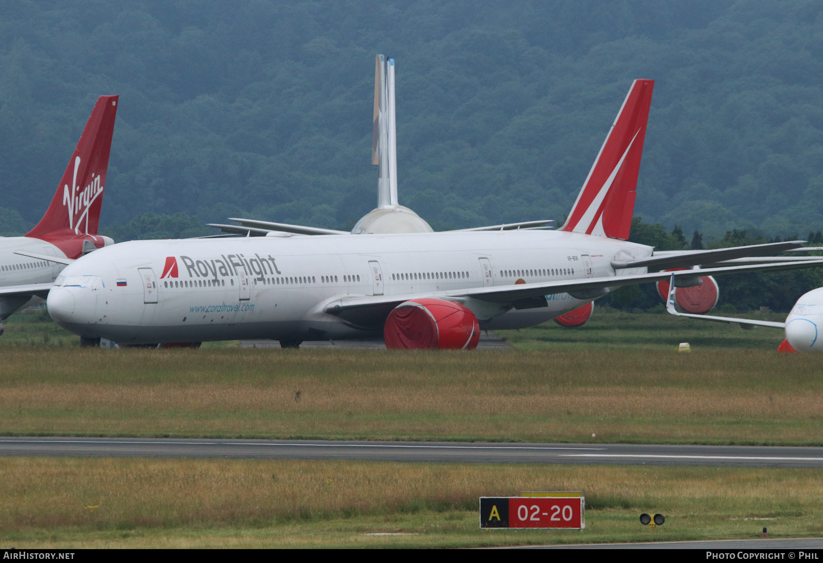 Aircraft Photo of VP-BGK | Boeing 777-31H/ER | Royal Flight Airlines | AirHistory.net #471655