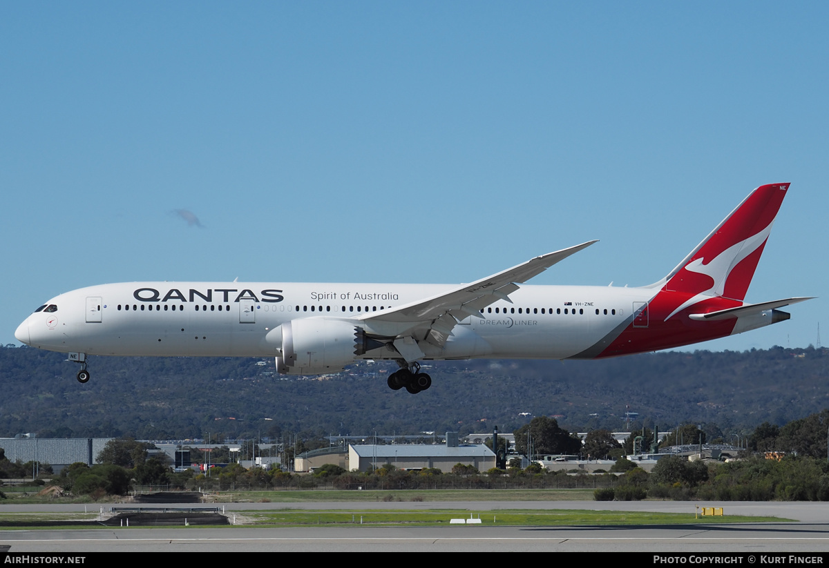 Aircraft Photo of VH-ZNE | Boeing 787-9 Dreamliner | Qantas | AirHistory.net #471719