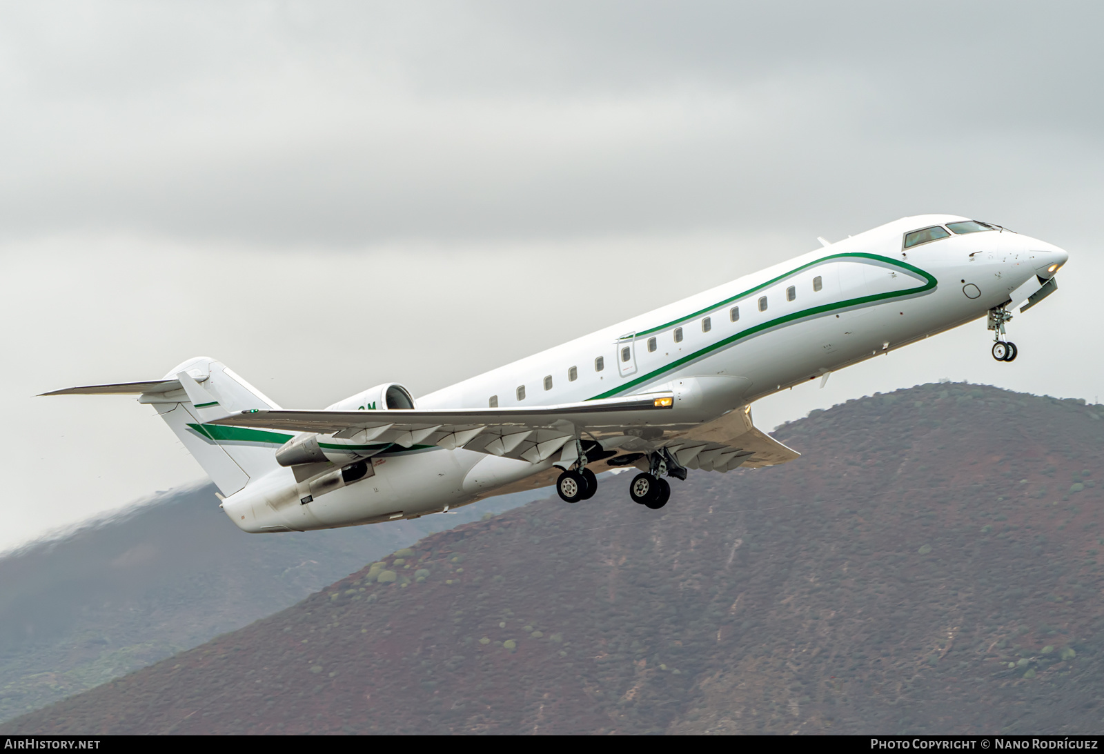 Aircraft Photo of 9H-DOM | Bombardier Challenger 850 (CRJ-200SE/CL-600-2B19) | AirHistory.net #471827