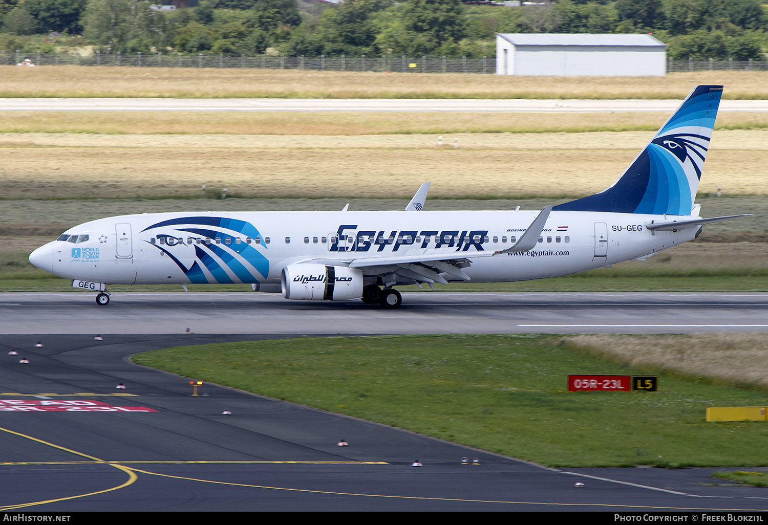 Aircraft Photo of SU-GEG | Boeing 737-800 | EgyptAir | AirHistory.net #471836