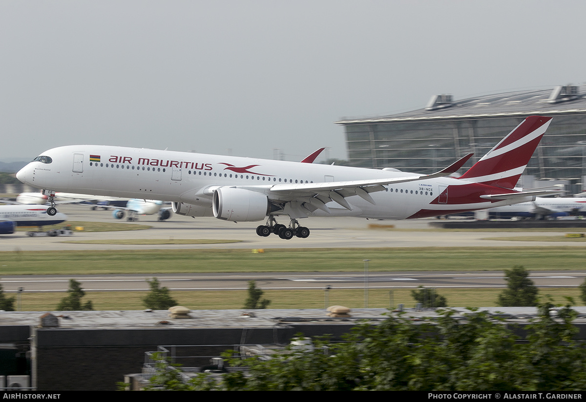 Aircraft Photo of 3B-NCE | Airbus A350-941 | Air Mauritius | AirHistory.net #471845