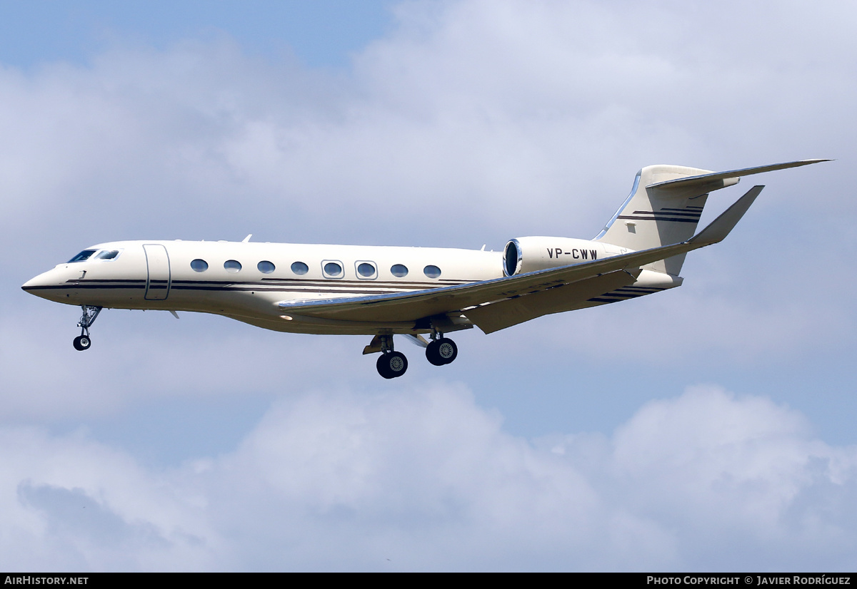 Aircraft Photo of VP-CWW | Gulfstream Aerospace G650ER (G-VI) | AirHistory.net #471975