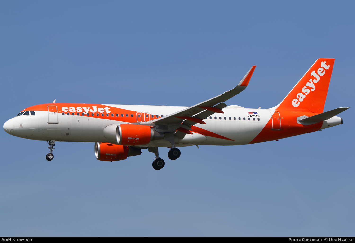 Aircraft Photo of OE-IZO | Airbus A320-214 | EasyJet | AirHistory.net #471991