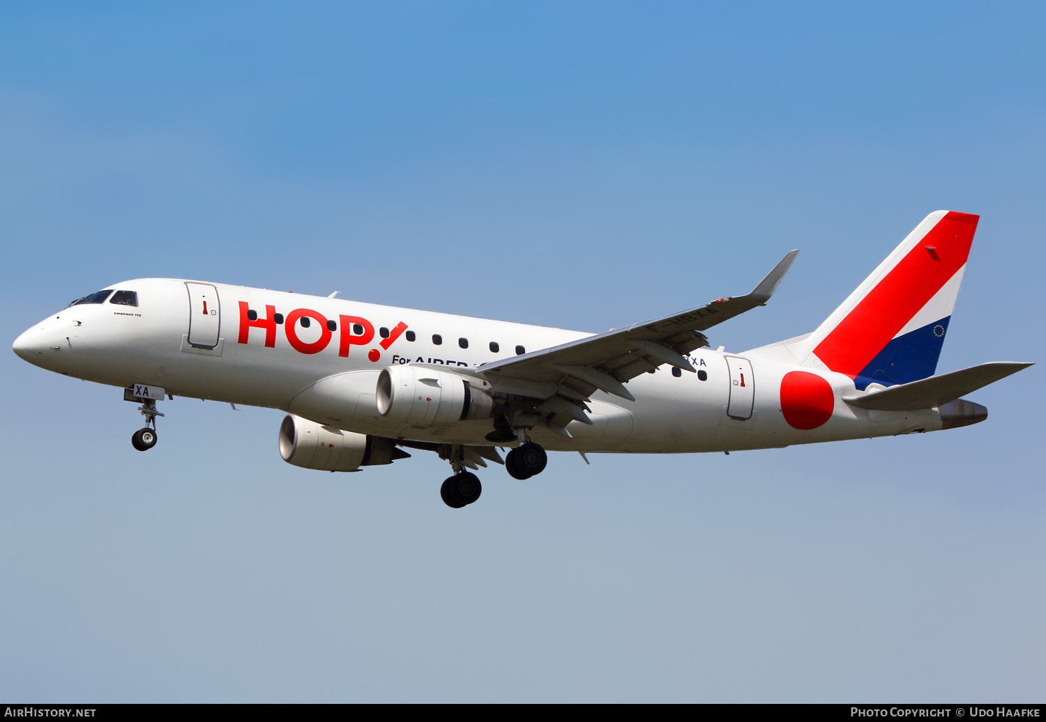 Aircraft Photo of F-HBXA | Embraer 170LR (ERJ-170-100LR) | Hop! | AirHistory.net #472016