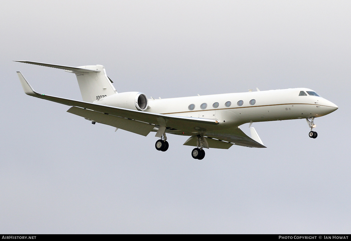 Aircraft Photo of 01-0030 / 10030 | Gulfstream Aerospace C-37A Gulfstream V (G-V) | USA - Air Force | AirHistory.net #472087