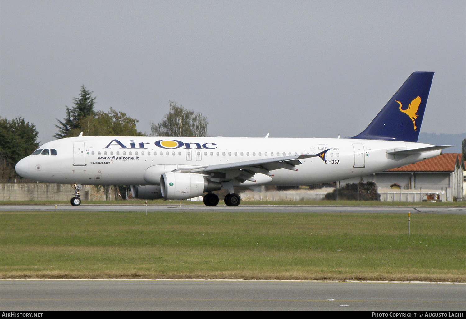 Aircraft Photo of EI-DSA | Airbus A320-216 | Air One | AirHistory.net #472118