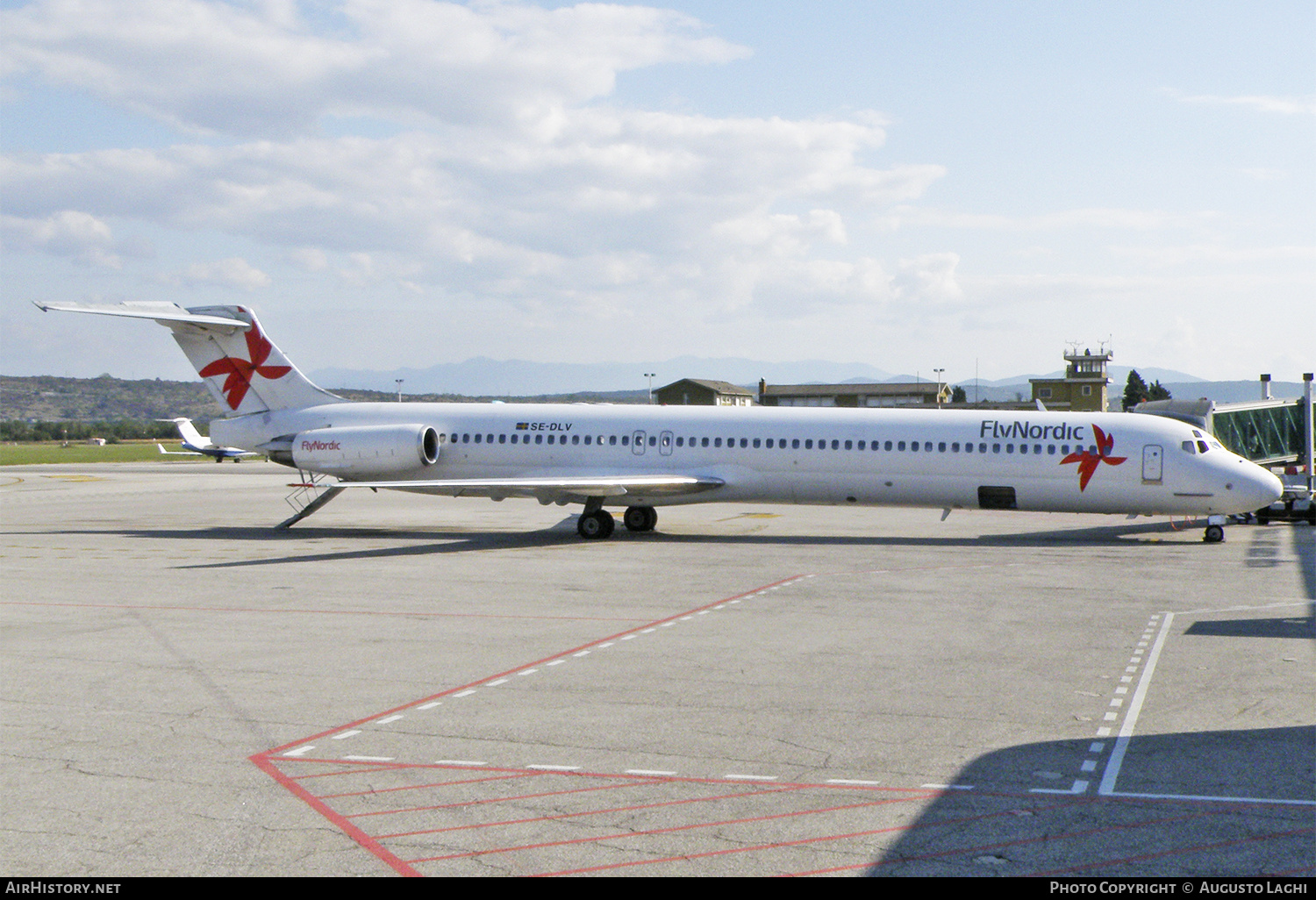Aircraft Photo of SE-DLV | McDonnell Douglas MD-83 (DC-9-83) | FlyNordic | AirHistory.net #472122