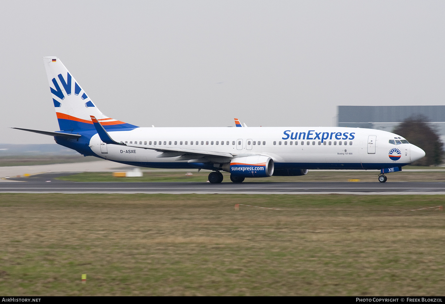 Aircraft Photo of D-ASXE | Boeing 737-8CX | SunExpress | AirHistory.net #472128