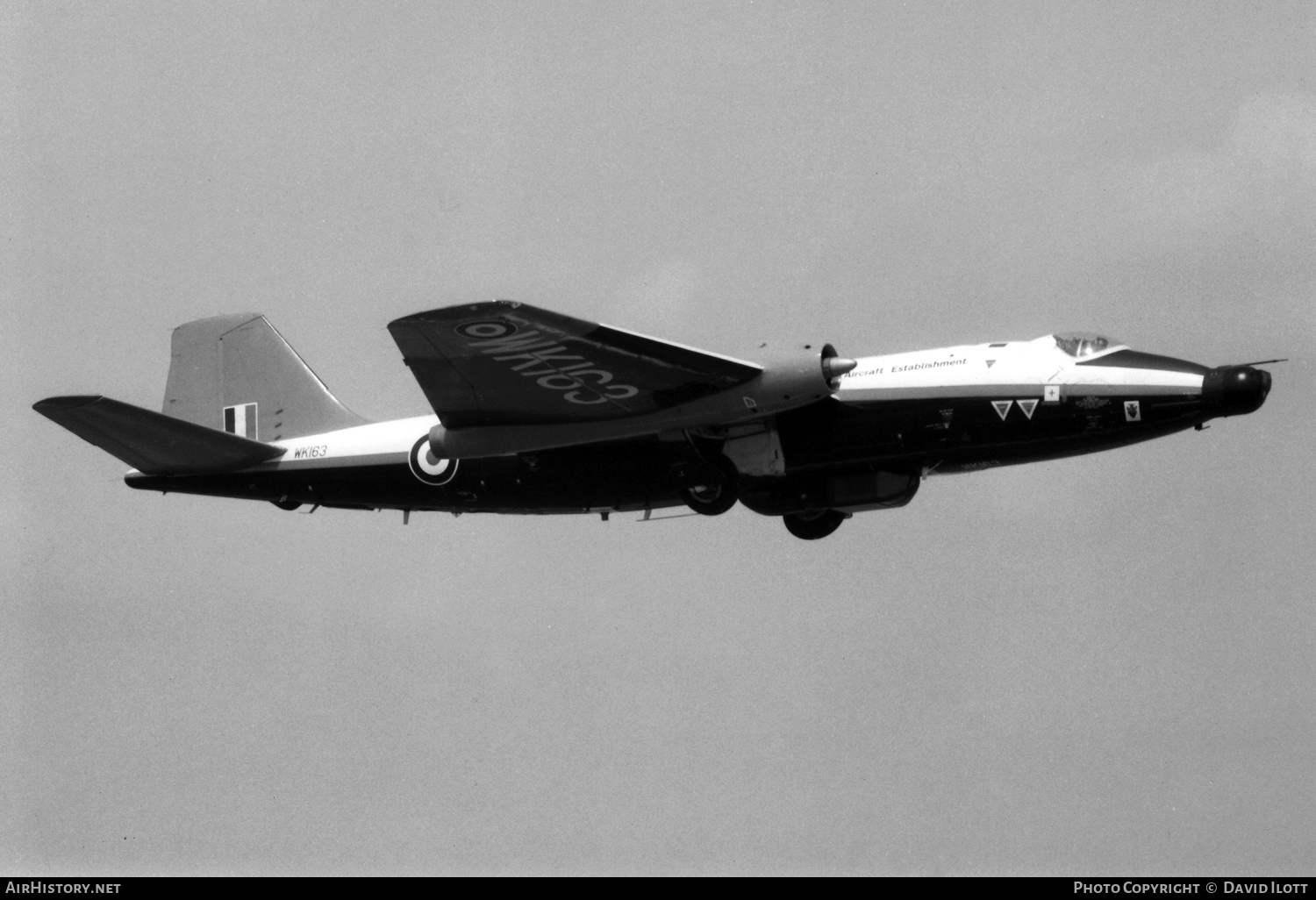 Aircraft Photo of WK163 | English Electric Canberra B2/6 | UK - Air Force | AirHistory.net #472134