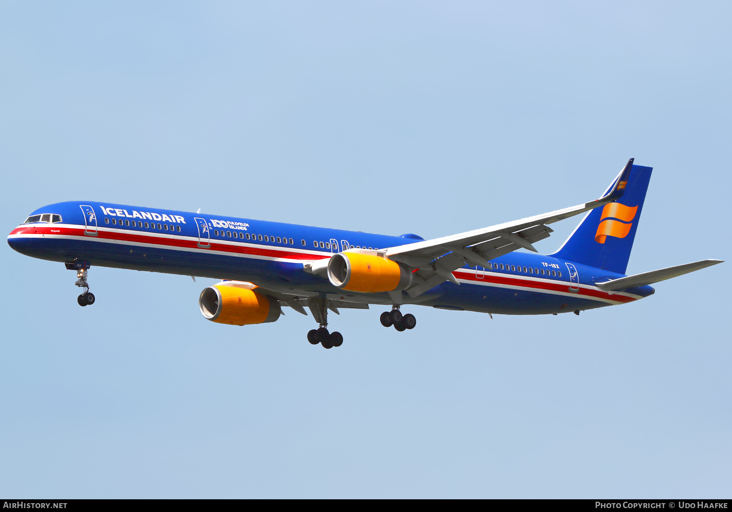 Aircraft Photo of TF-ISX | Boeing 757-3E7 | Icelandair | AirHistory.net #472149